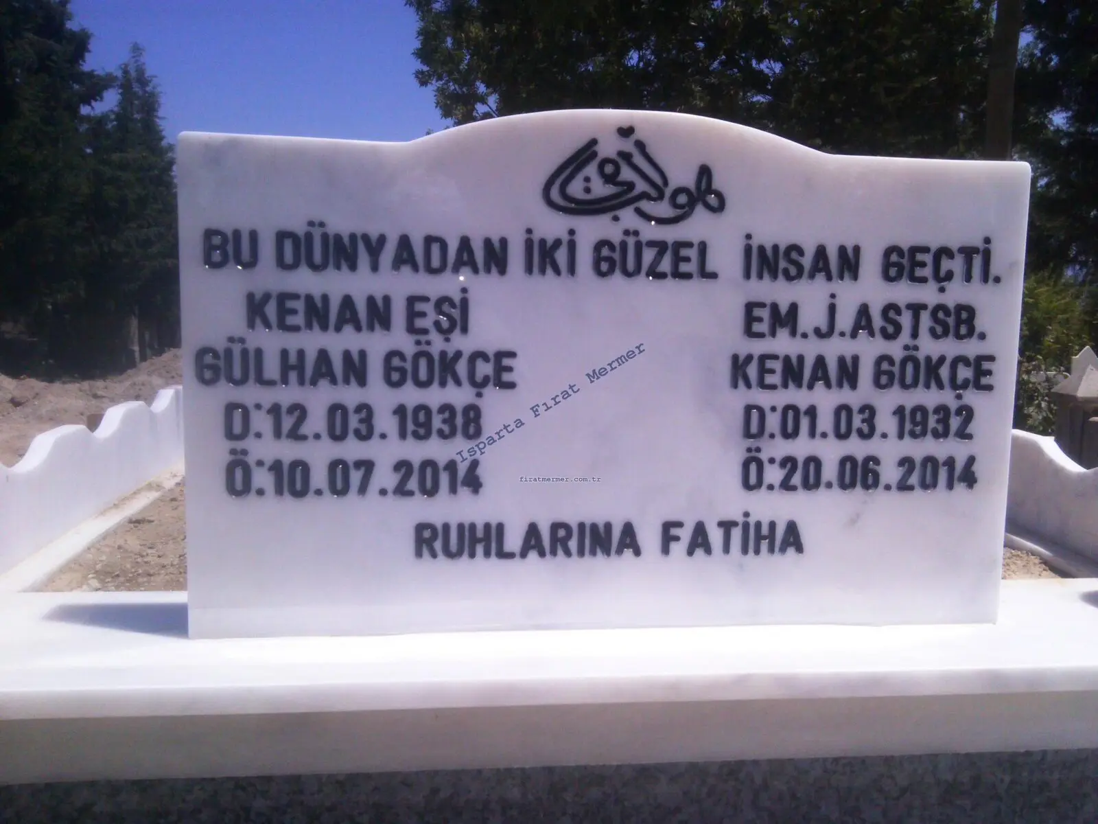 Isparta’da yapılmış, çerçeveli ve baş taşlı bir kabir — 188