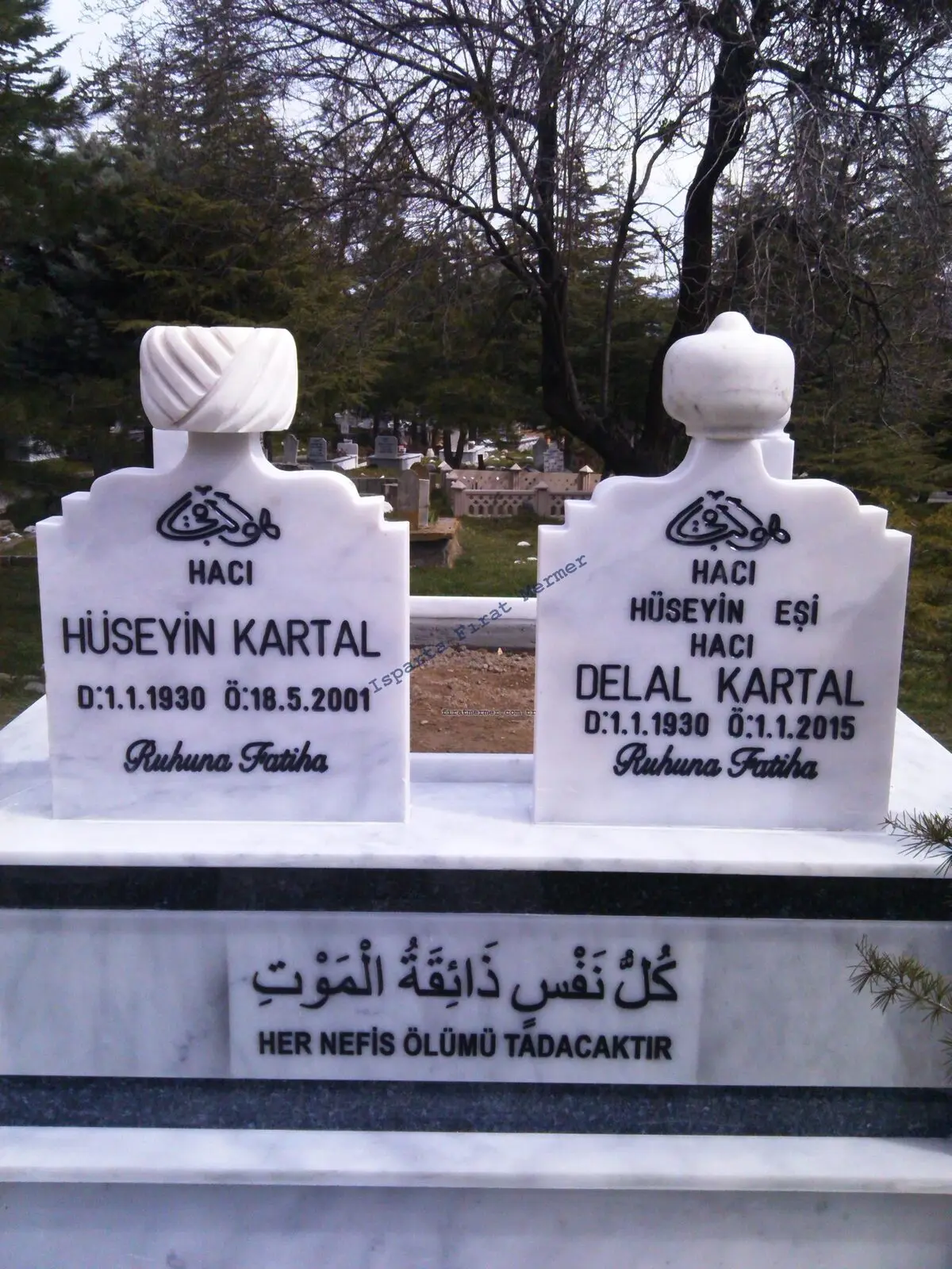 Isparta’da yapılmış, çerçeveli ve baş taşlı bir kabir — 208